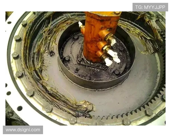 挖掘机回转支承螺栓疲劳断裂 挖掘机回转支承螺栓疲劳断裂